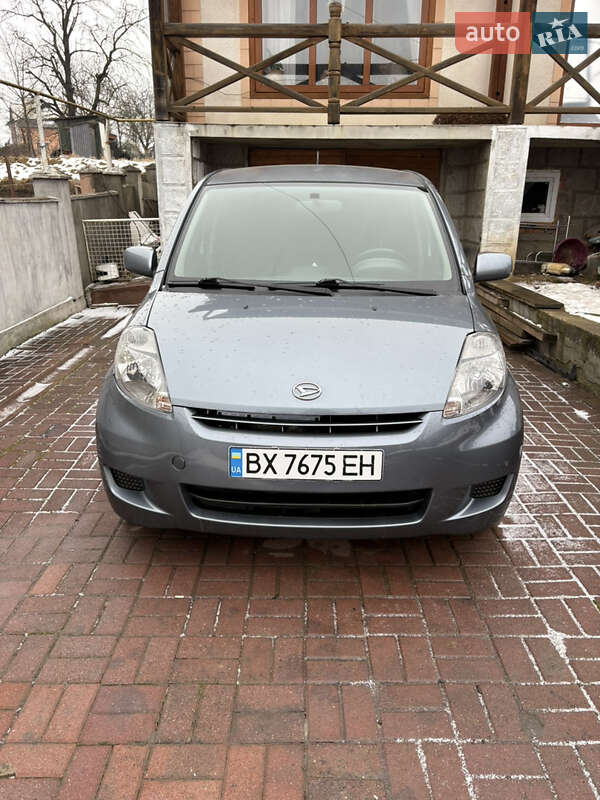 Хетчбек Daihatsu Sirion 2007 в Чернівцях фото 2 Хетчбек Daihatsu Sirion 2007 в Чернівцях