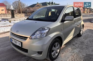 Хэтчбек Daihatsu Sirion 2007 в Ровно