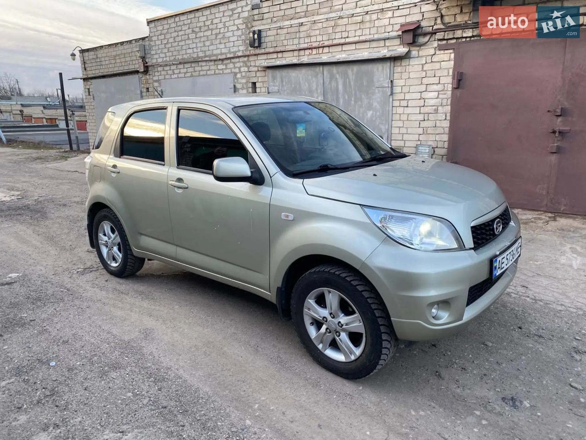 2010 Daihatsu Terios - мініатюра 2
