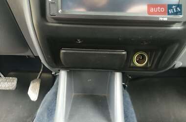 Внедорожник / Кроссовер Daihatsu Terios 2000 в 