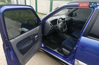 Внедорожник / Кроссовер Daihatsu Terios 2000 в 