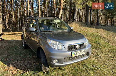 Позашляховик / Кросовер Daihatsu Terios 2012 в Києві