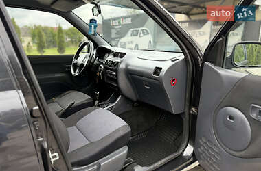 Внедорожник / Кроссовер Daihatsu Terios 2005 в 