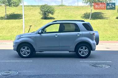 Внедорожник / Кроссовер Daihatsu Terios 2011 в 