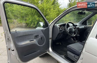 Внедорожник / Кроссовер Daihatsu Terios 2002 в 