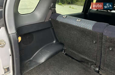 Внедорожник / Кроссовер Daihatsu Terios 2002 в 