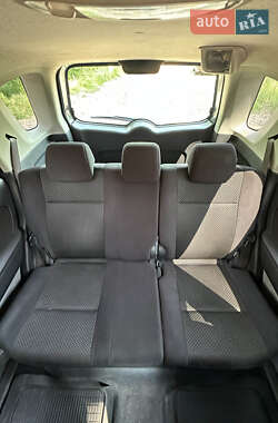 Внедорожник / Кроссовер Daihatsu Terios 2011 в 