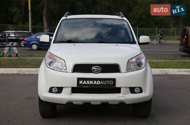Позашляховик / Кросовер Daihatsu Terios 2008 в 