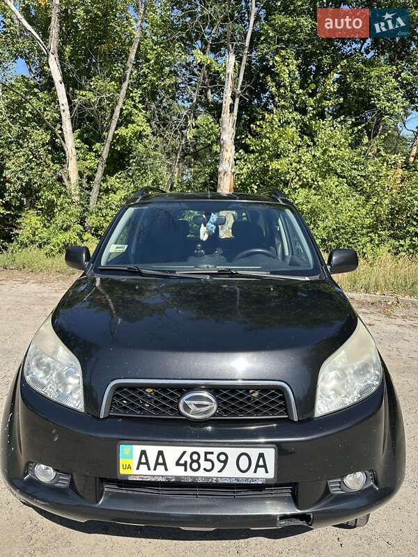 Позашляховик / Кросовер Daihatsu Terios 2008 в 