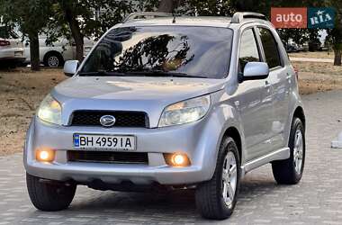 Внедорожник / Кроссовер Daihatsu Terios 2006 в 