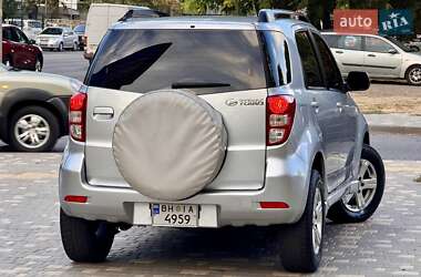 Внедорожник / Кроссовер Daihatsu Terios 2006 в 
