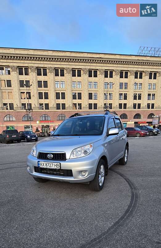 Внедорожник / Кроссовер Daihatsu Terios 2011 в Харькове