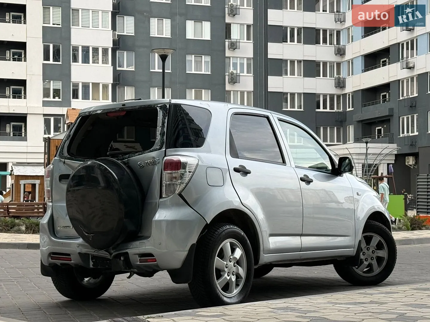 2010 Daihatsu Terios - мініатюра 11