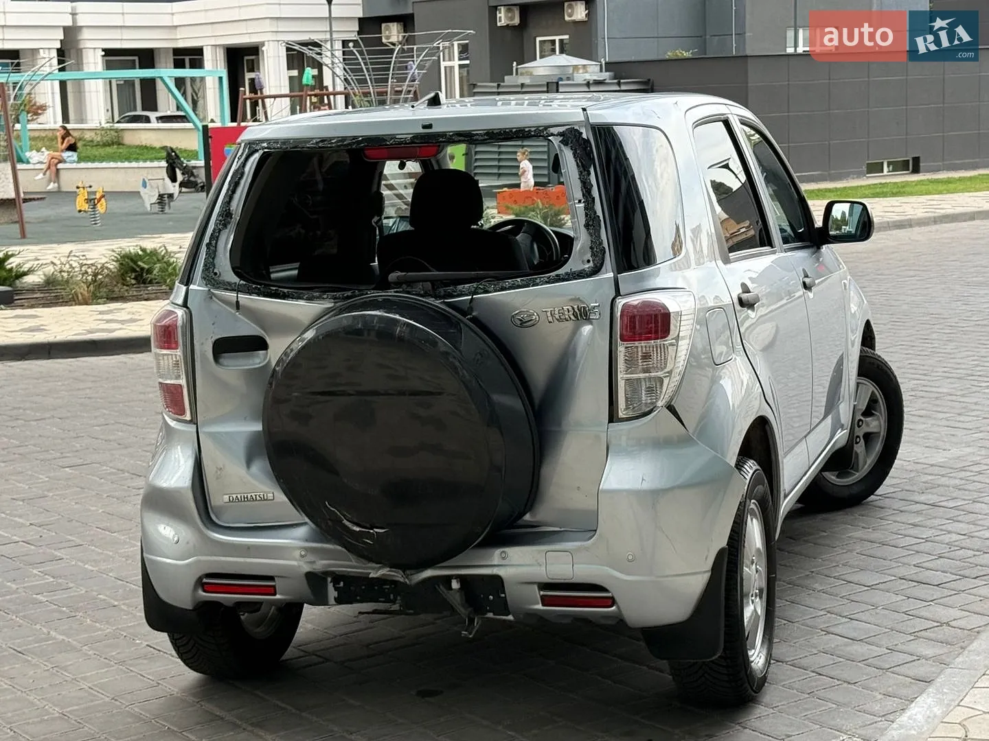 2010 Daihatsu Terios - мініатюра 12