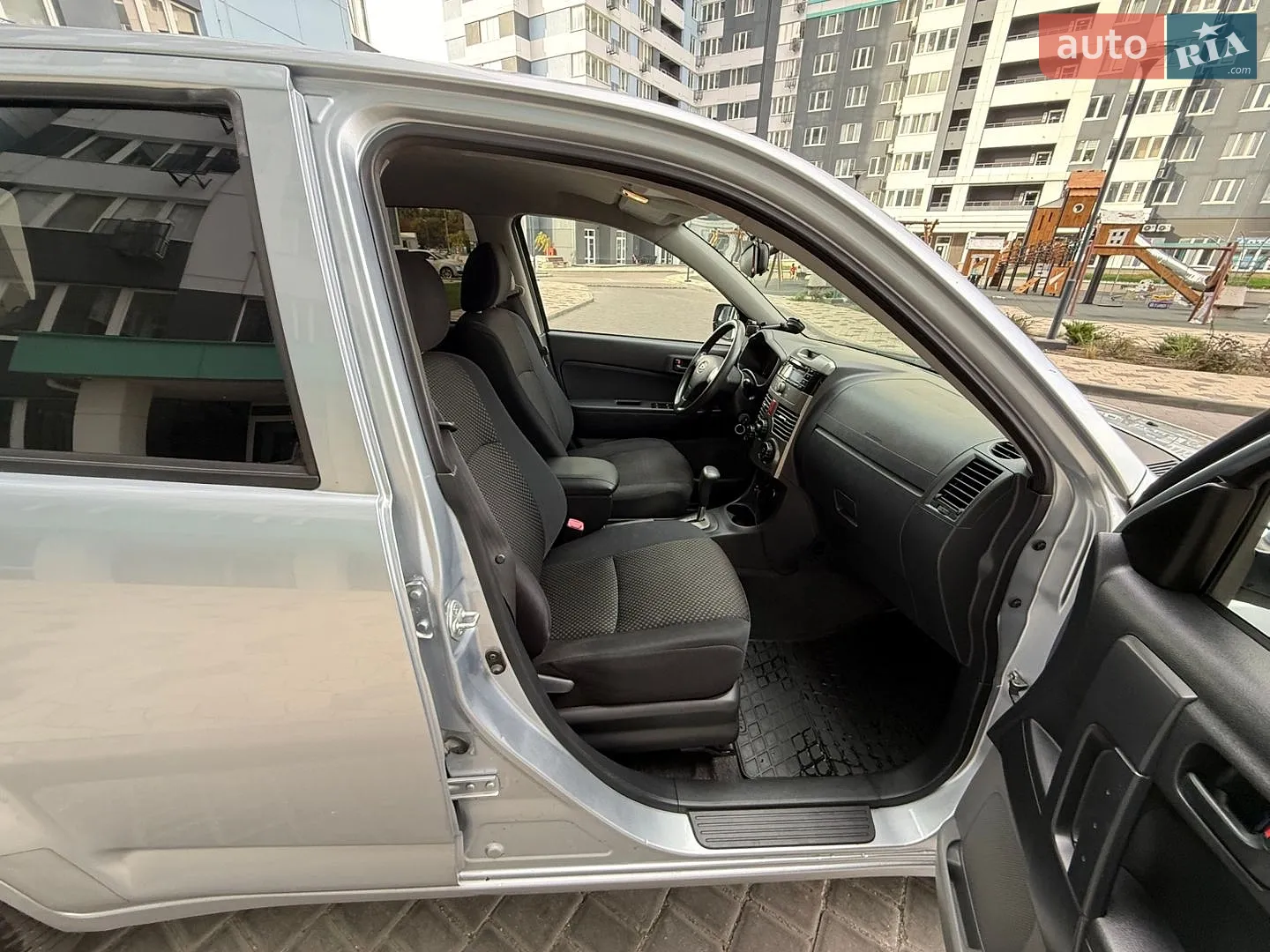 2010 Daihatsu Terios - мініатюра 37