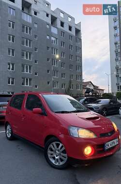 Микровэн Daihatsu YRV 2004 в 