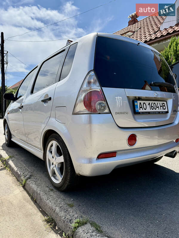 Микровэн Daihatsu YRV 2005 в Ужгороде