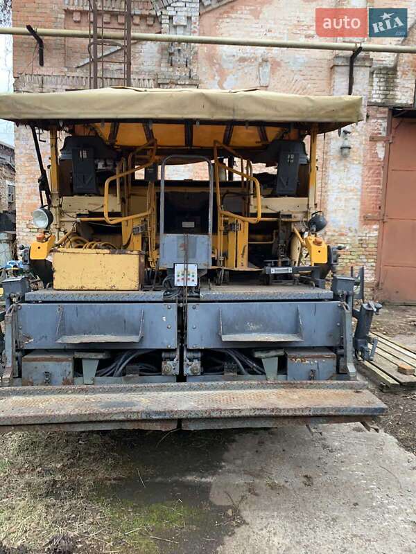 Асфальтоукладчик Demag DF 1993 в Киеве