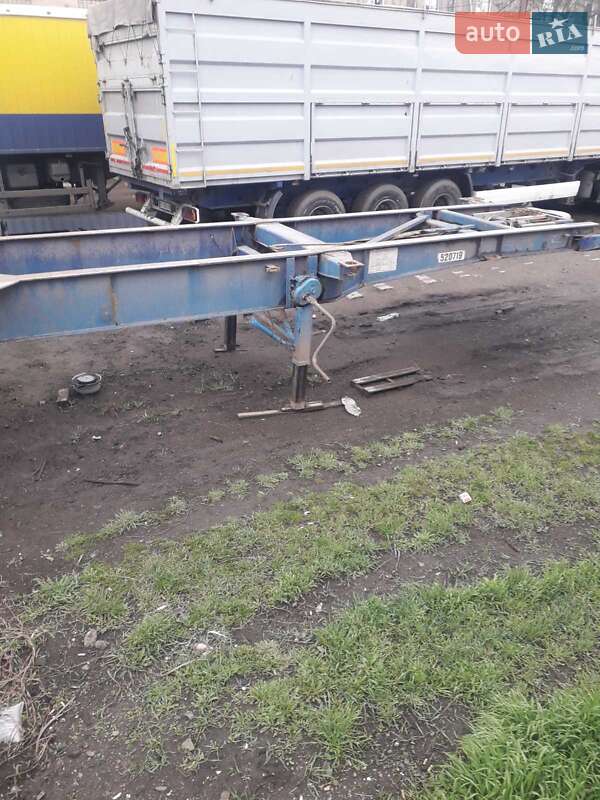 Контейнеровоз Dennison EF 2000 в Одессе