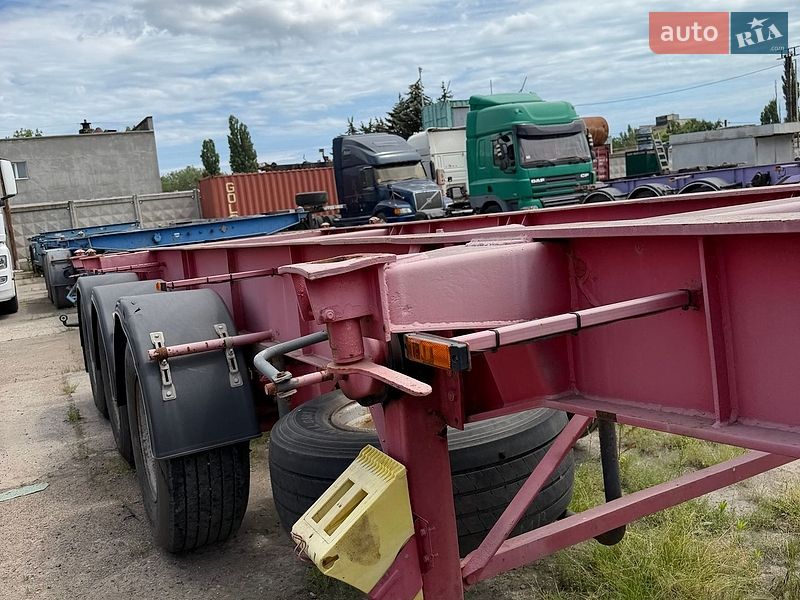 Контейнеровоз напівпричіп Dennison SDC 1998 в Одесі