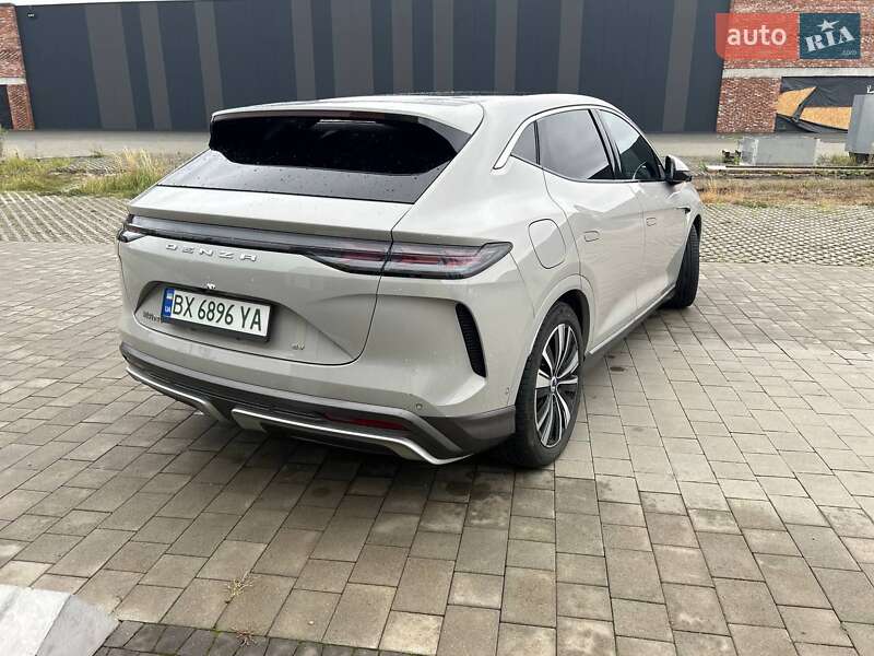 Внедорожник / Кроссовер Denza N7 2023 в Хмельницком