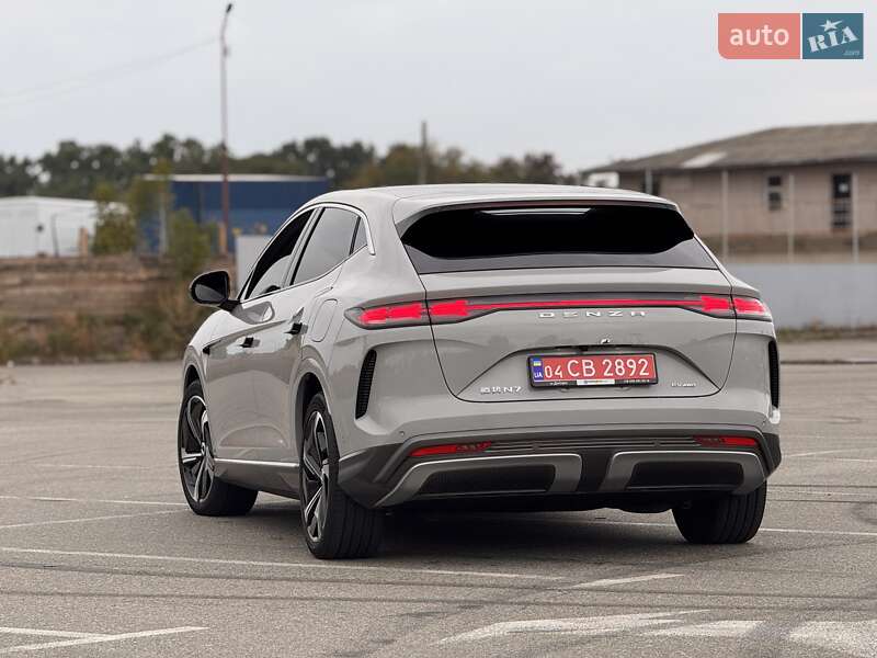 Позашляховик / Кросовер Denza N7 2023 в Києві