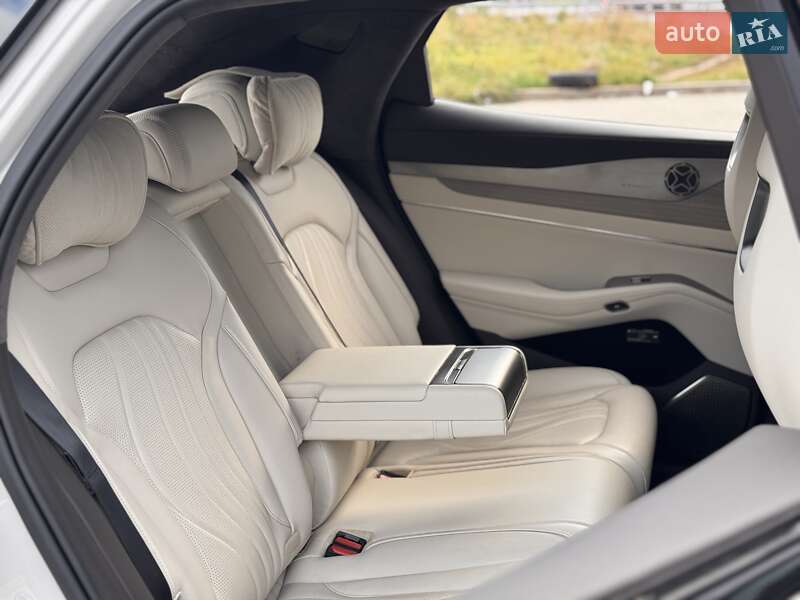 Позашляховик / Кросовер Denza N7 2023 в Києві