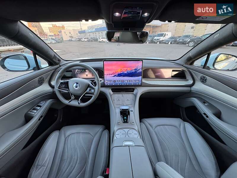 Позашляховик / Кросовер Denza N7 2023 в Києві фото 17 Позашляховик / Кросовер Denza N7 2023 в Києві