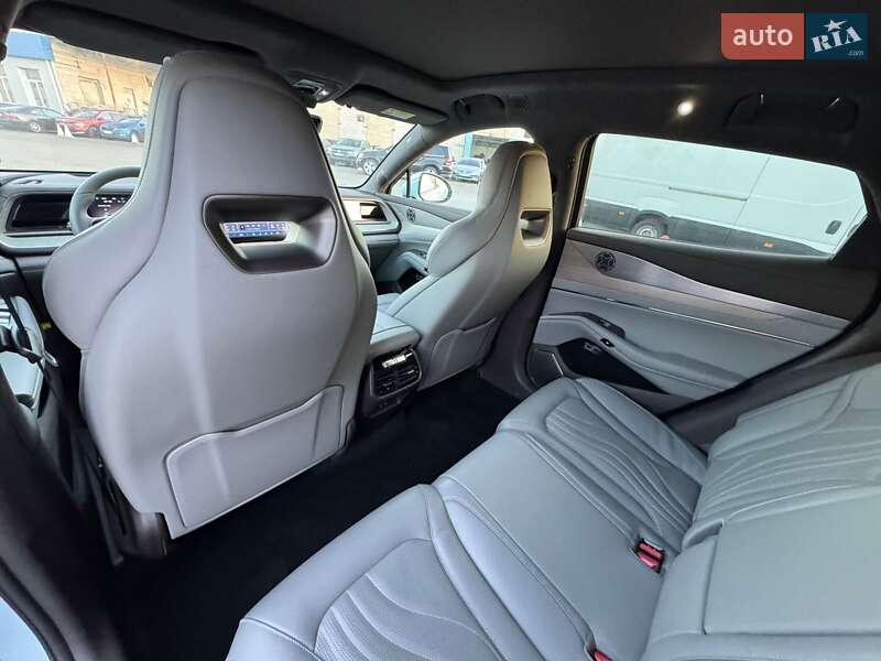 Позашляховик / Кросовер Denza N7 2023 в Києві фото 25 Позашляховик / Кросовер Denza N7 2023 в Києві