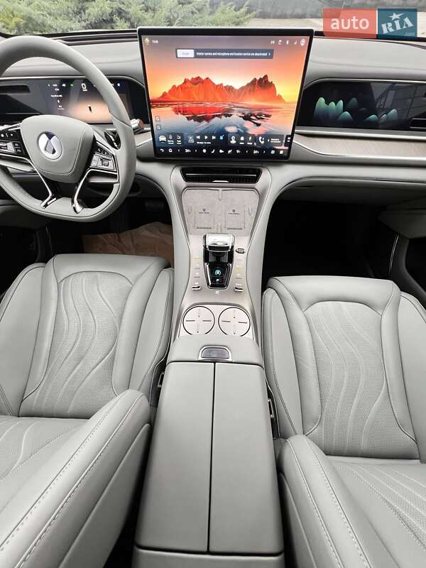 Позашляховик / Кросовер Denza N7 2025 в Дніпрі фото 15 Позашляховик / Кросовер Denza N7 2025 в Дніпрі