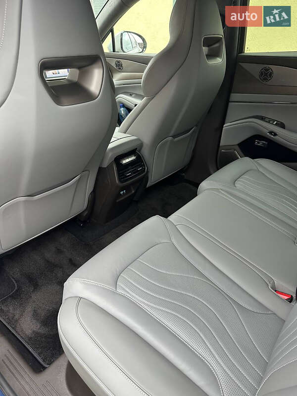 Купе Denza N7 2025 в Харькове фото 11 Купе Denza N7 2025 в Харькове