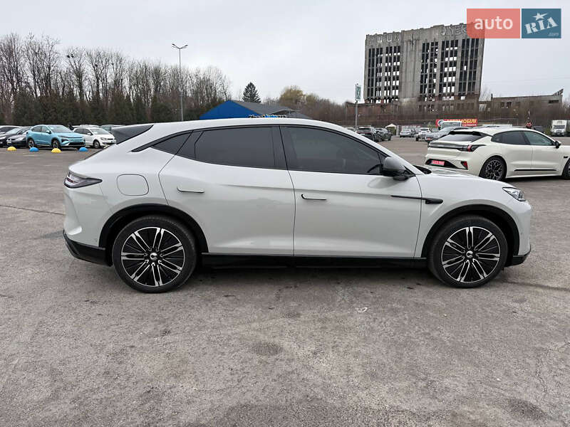 Позашляховик / Кросовер Denza N7 2024 в Львові фото 8 Позашляховик / Кросовер Denza N7 2024 в Львові