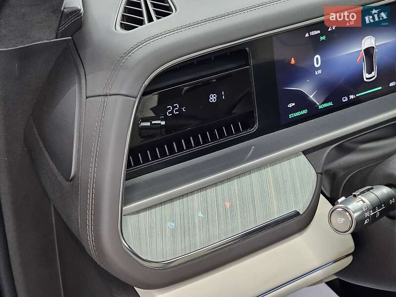 Позашляховик / Кросовер Denza N7 2023 в Дніпрі