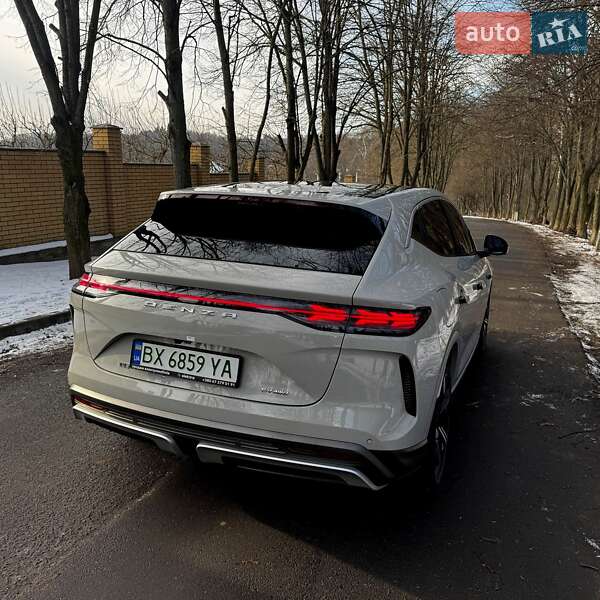 Внедорожник / Кроссовер Denza N7 2023 в Хмельницком