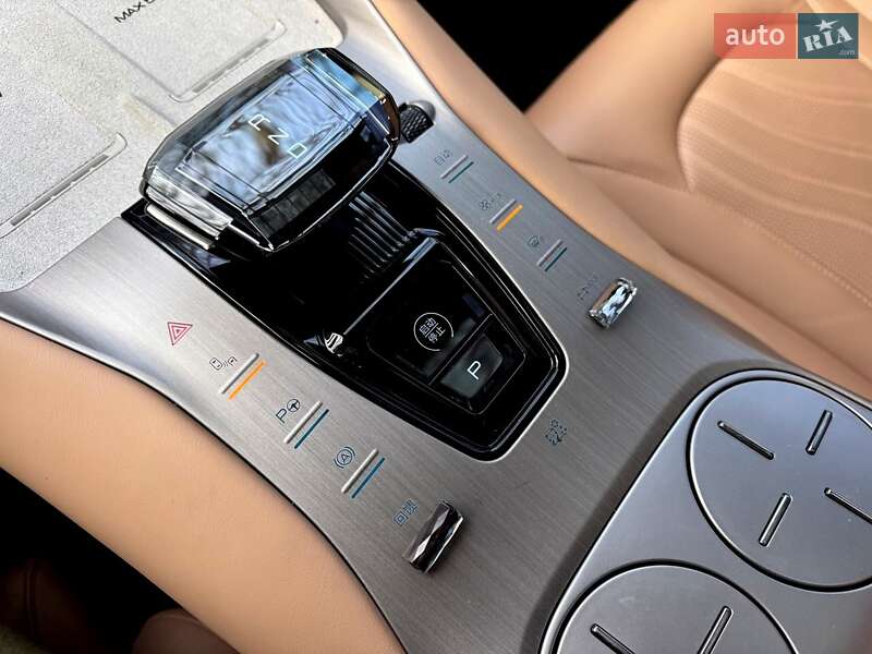 Внедорожник / Кроссовер Denza N7 2023 в Хмельницком