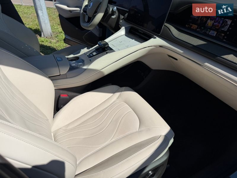 Позашляховик / Кросовер Denza N7 2024 в Києві фото 43 Позашляховик / Кросовер Denza N7 2024 в Києві