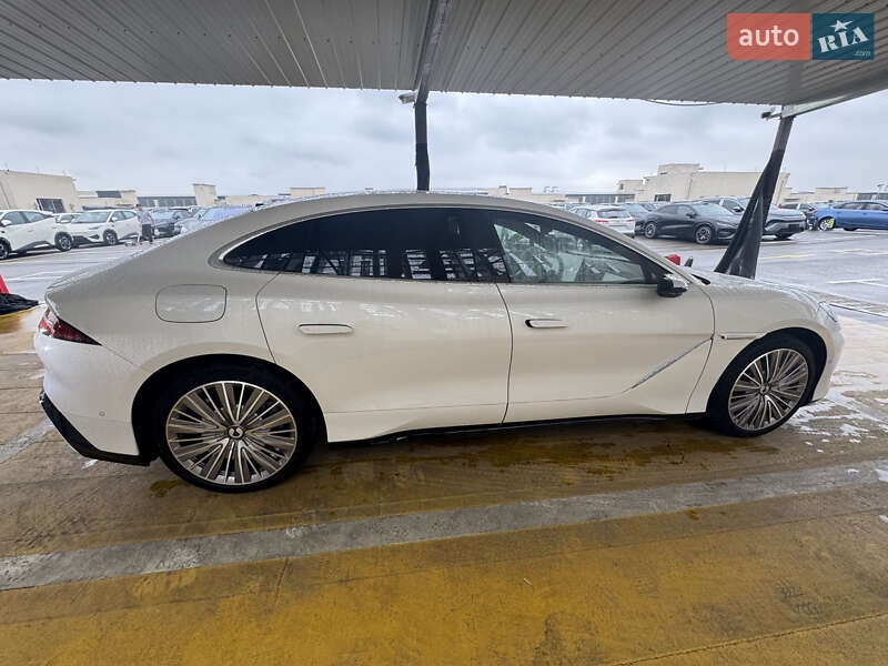 Ліфтбек Denza Z9 GT 2024 в Києві