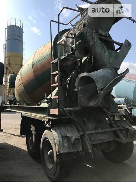 Бетономешалка (Миксер) Deutz-Fahr D 1994 в Березане