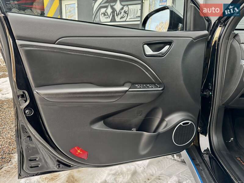 Внедорожник / Кроссовер DFSK Seres 3 2022 в Дрогобыче