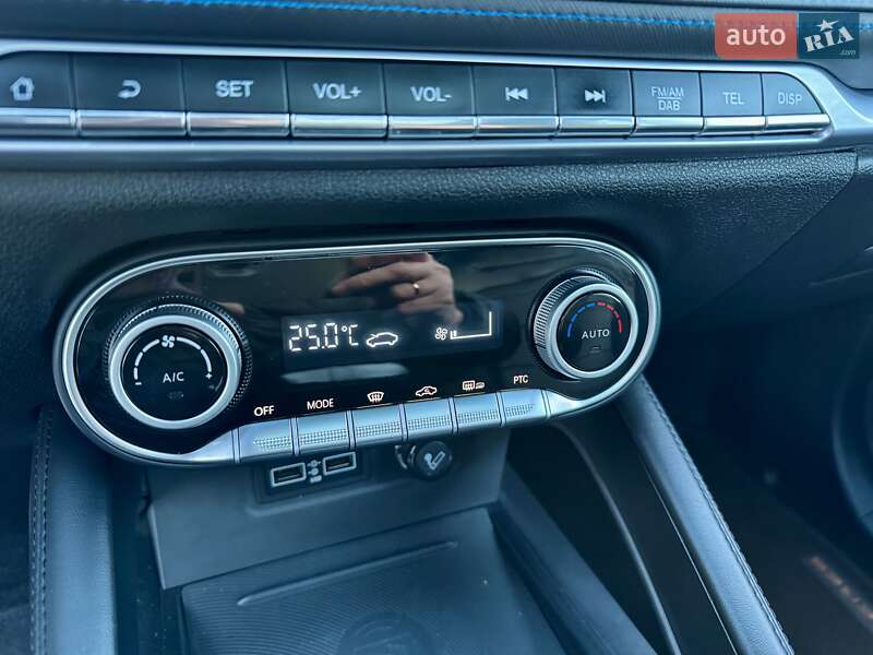 Внедорожник / Кроссовер DFSK Seres 3 2022 в Дрогобыче