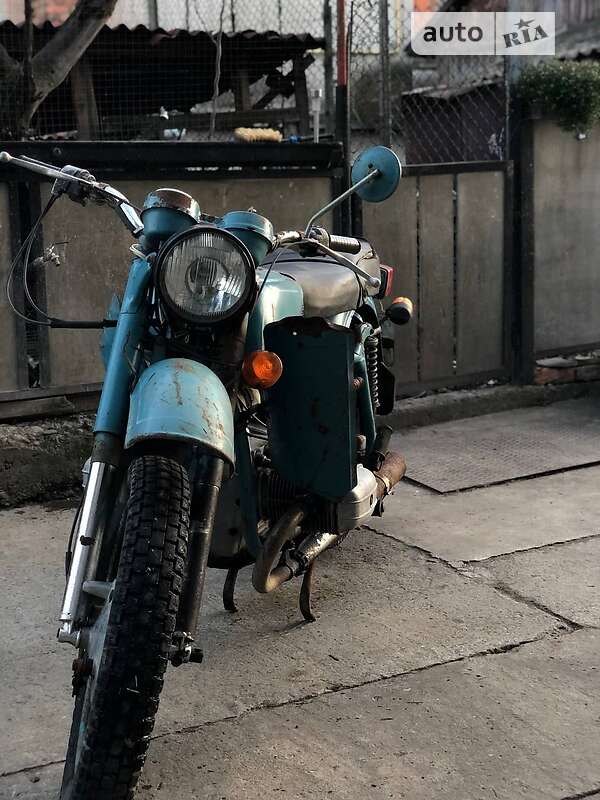Мотоцикл з коляскою Днепр (КМЗ) 10-36 1989 в Ужгороді