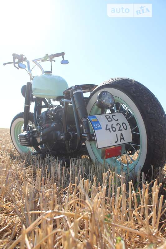 Боббер Дніпро (КМЗ) Днепр-11 1983 в Шептицькому фото Боббер Дніпро (КМЗ) Днепр-11 1983 в Шептицькому