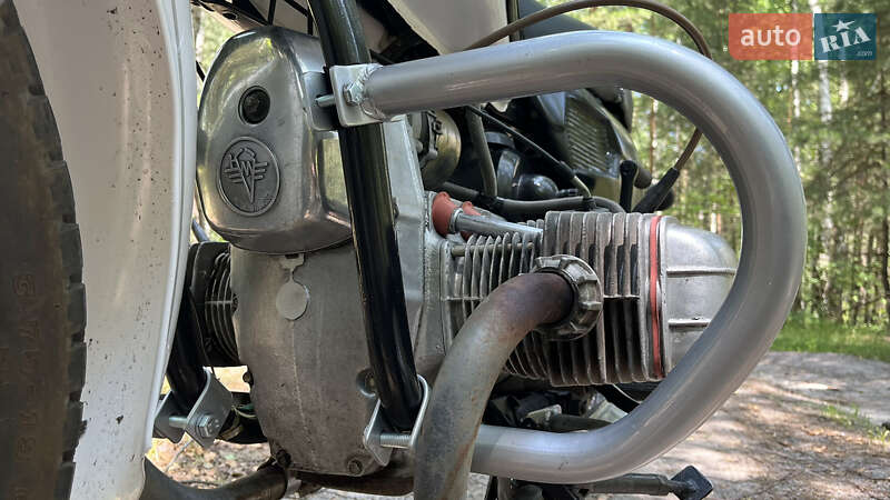 Мотоцикл Классик Днепр (КМЗ) Днепр-11 1992 в Житомире фото 3 Мотоцикл Классик Днепр (КМЗ) Днепр-11 1992 в Житомире