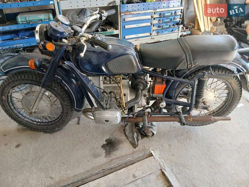 Мотороллер Днепр (КМЗ) Днепр-11 1991 в Сокирянах фото Мотороллер Днепр (КМЗ) Днепр-11 1991 в Сокирянах