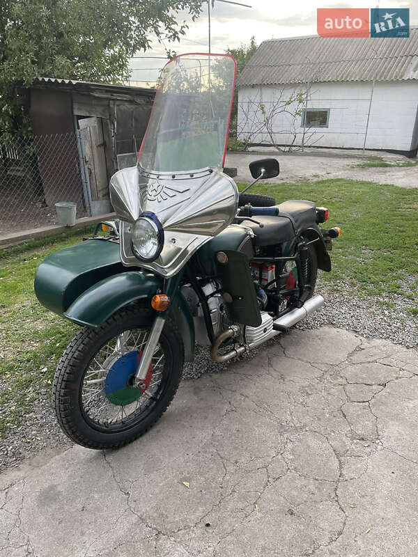 Мотоцикл з коляскою Днепр (КМЗ) Днепр-11 1990 в Дніпрі фото Мотоцикл з коляскою Днепр (КМЗ) Днепр-11 1990 в Дніпрі