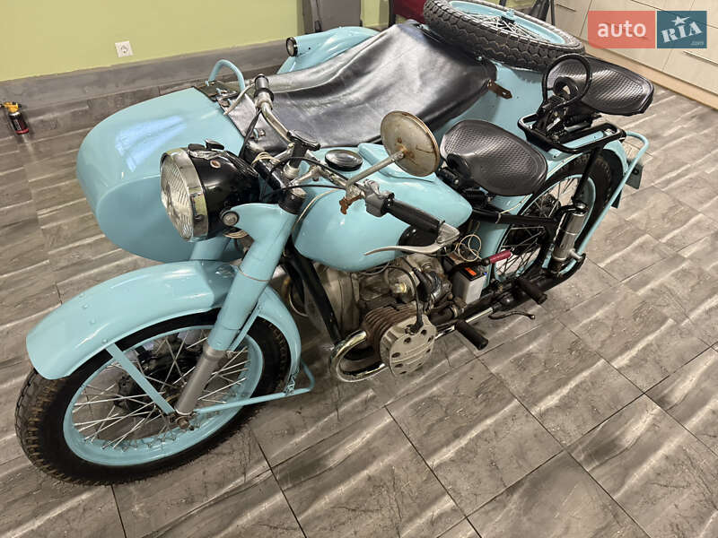 Мотоцикл с коляской Днепр (КМЗ) М-72 1961 в Киеве