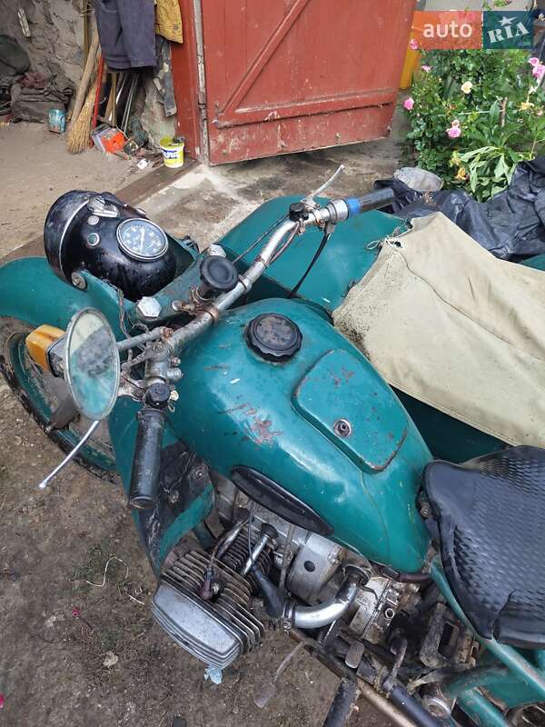Мотоцикл з коляскою Дніпро (КМЗ) МТ-9 1971 в Балті
