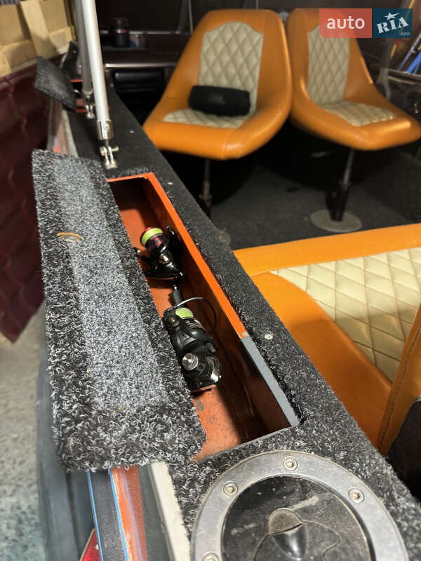 Катер Днепр 50 2019 в Новомосковске