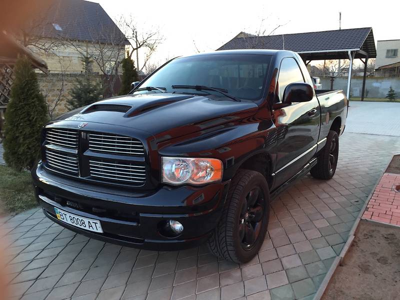 Пикап Dodge 2005 в Олешках