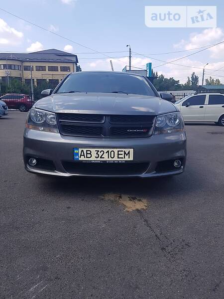 Седан Dodge Avenger 2012 в Одессе
